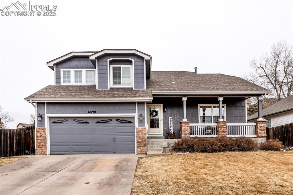 6890 Blazing Trail Dr., Colorado Springs, CO 80922