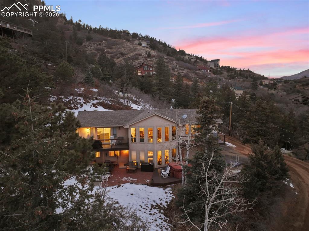 745 Scrub Oak Rd., Manitou Springs, CO 80829