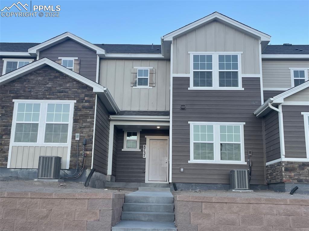 8737 Shady Ridge Grove, Colorado Springs, CO 80924