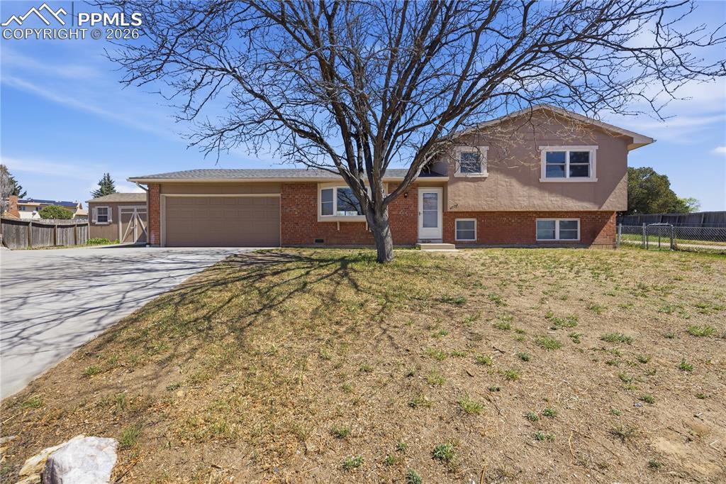 6729 Nokomis Cir., Colorado Springs, CO 80915
