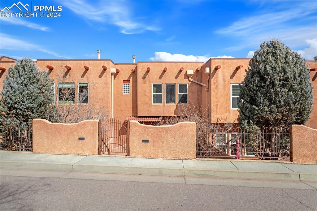 326 Santa Fe Pl. #A, Manitou Springs, CO 80829