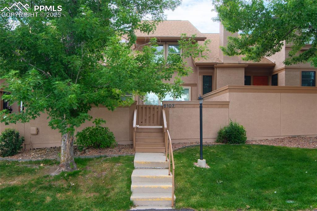 6107 Pine Hill Dr., Colorado Springs, CO 80918