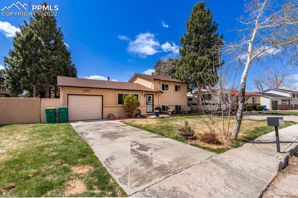 3829 Surrey Ln., Colorado Springs, CO 80918