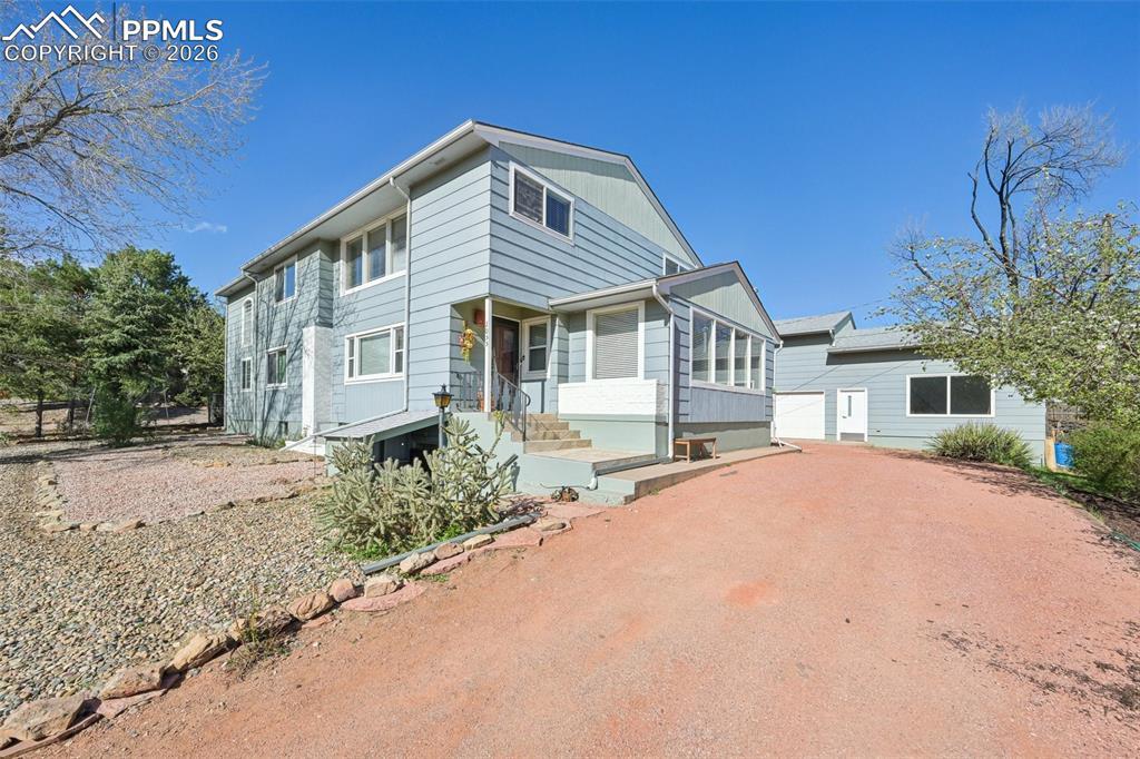 1055 N 18th St., Colorado Springs, CO 80904