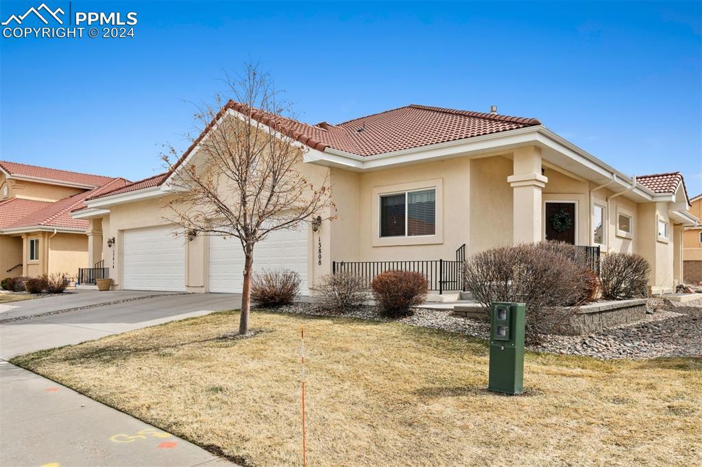 13808 Paradise Villas Grove, Colorado Springs, CO 80921