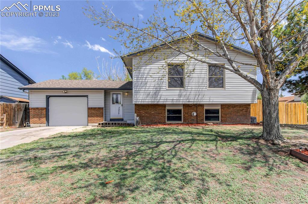 7315 Sneffels St., Colorado Springs, CO 80911