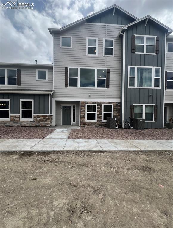 6098 Venado Grove, Colorado Springs, CO 80924