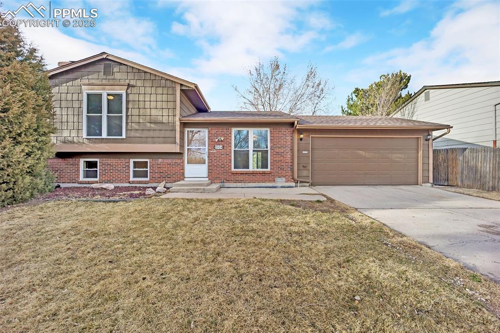 2524 W Prescott Cir., Colorado Springs, CO 80916
