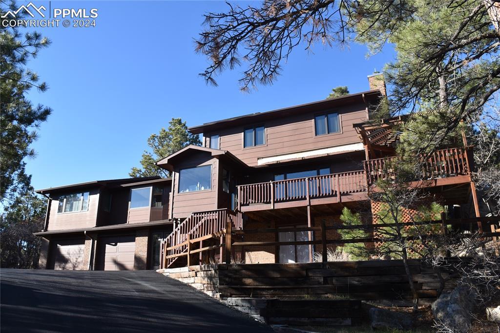 1090 Tari Dr., Colorado Springs, CO 80921