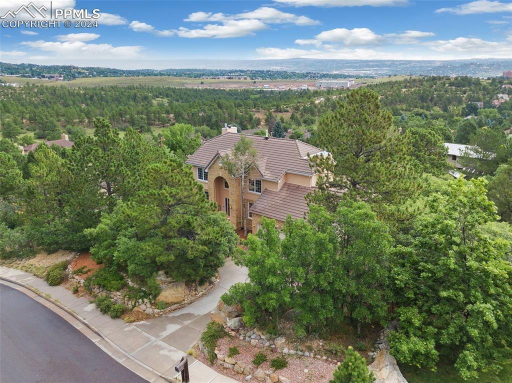 5355 Flatrock Pl., Colorado Springs, CO 80919