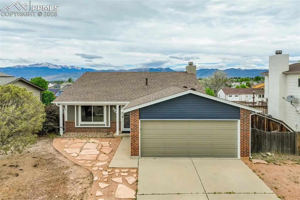 8140 Freemantle Dr., Colorado Springs, CO 80920