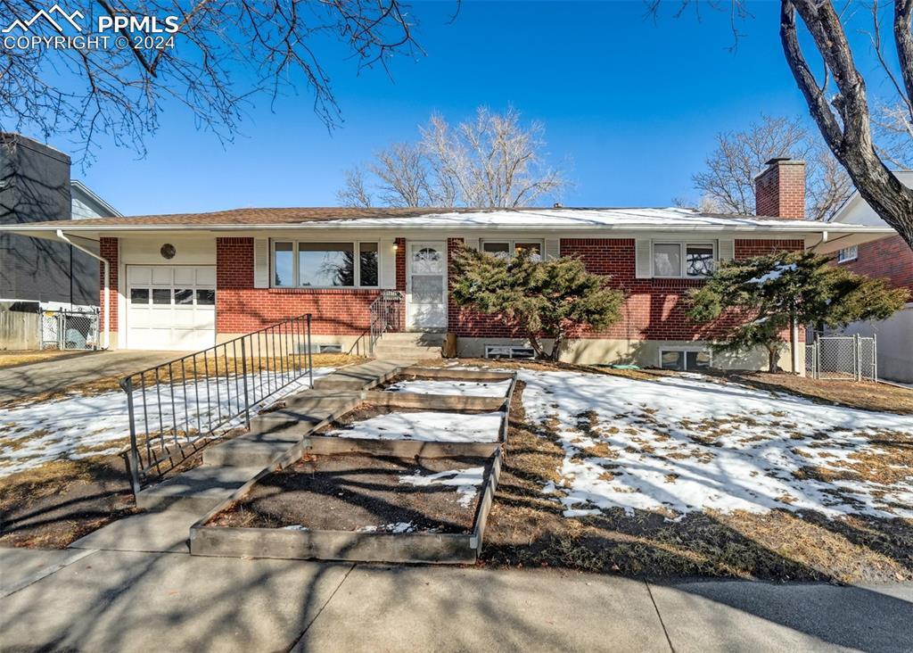 2337 N Circle Dr., Colorado Springs, CO 80909