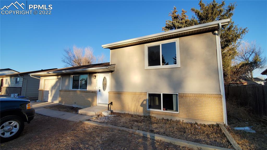 2433 W Anjelina Cir., Colorado Springs, CO 80916