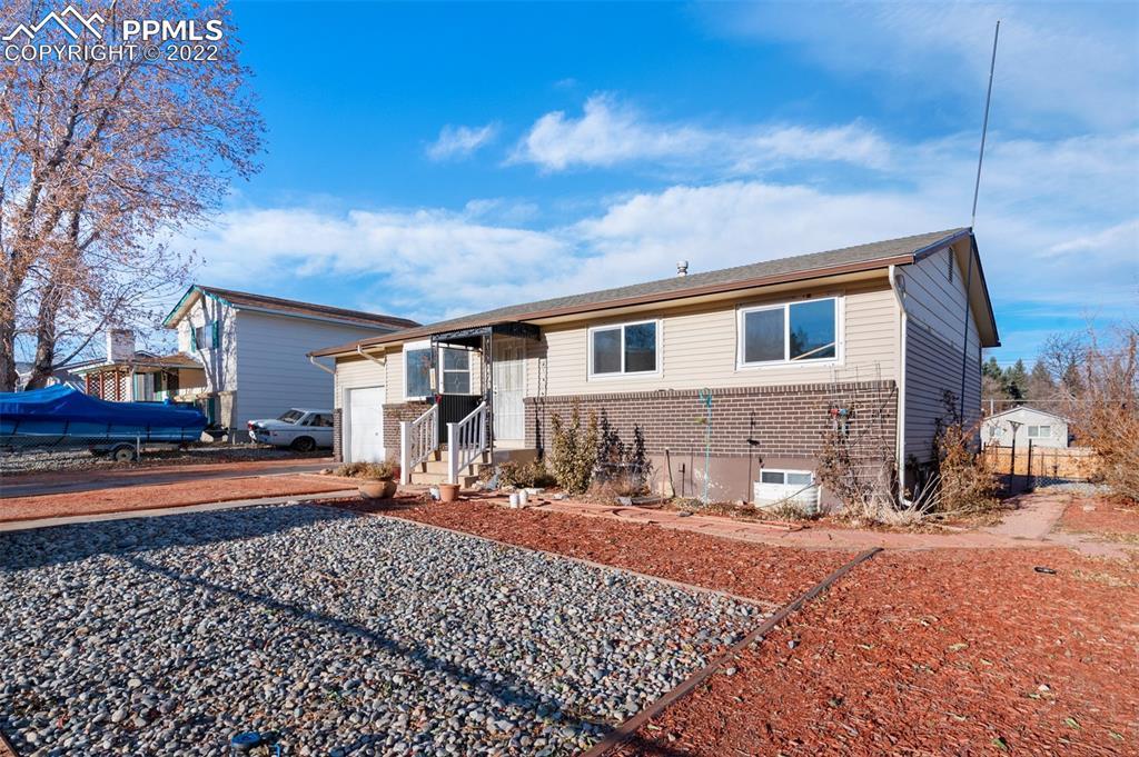 2245 Sumter Dr., Colorado Springs, CO 80910