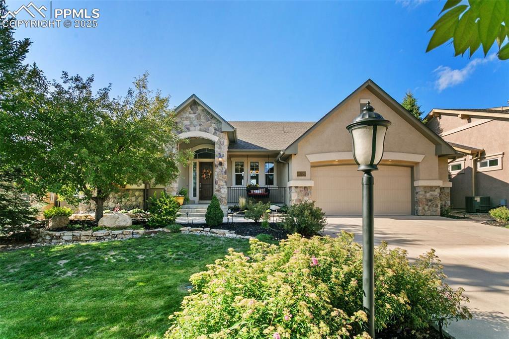 9964 Oak Knoll Ter., Colorado Springs, CO 80920