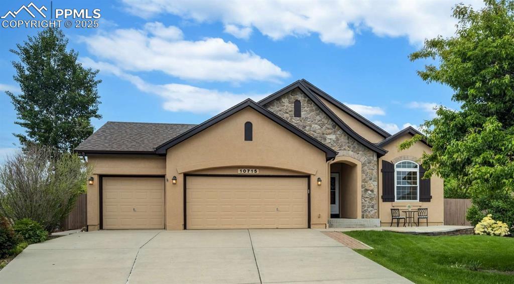10715 Black Elk Way, Colorado Springs, CO 80908