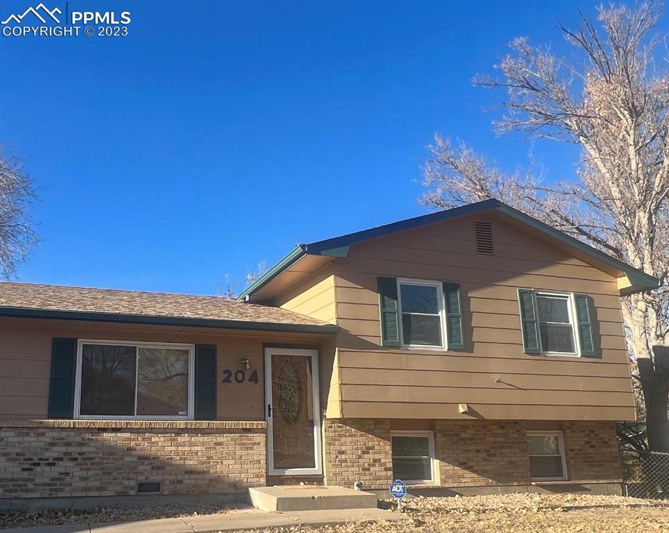 204 Cielo Vista St., Colorado Springs, CO 80911