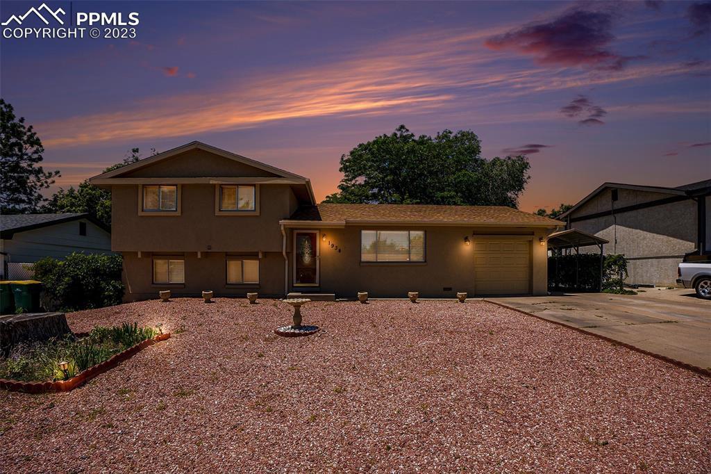1934 Montezuma Dr., Colorado Springs, CO 80910