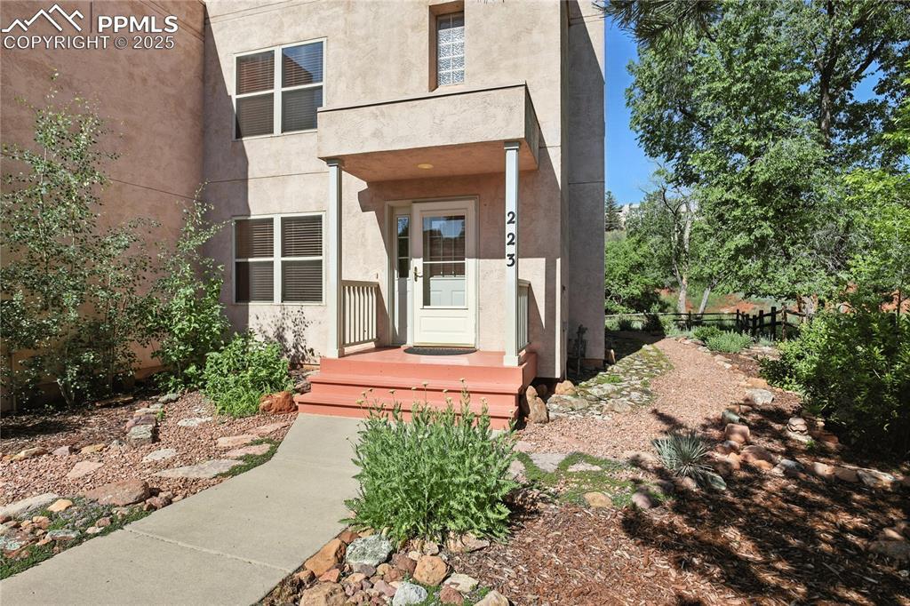 223 Beckers Ln., Manitou Springs, CO 80829
