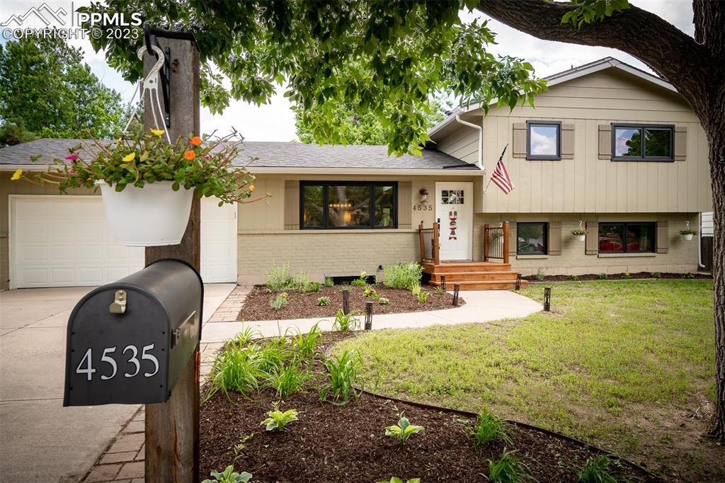 4535 N Enchanted Cir., Colorado Springs, CO 80917