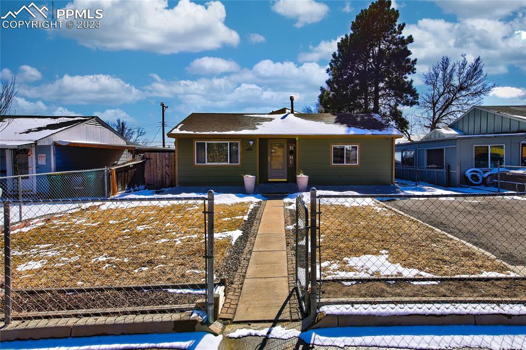 1901 Manitoba Dr., Colorado Springs, CO 80910