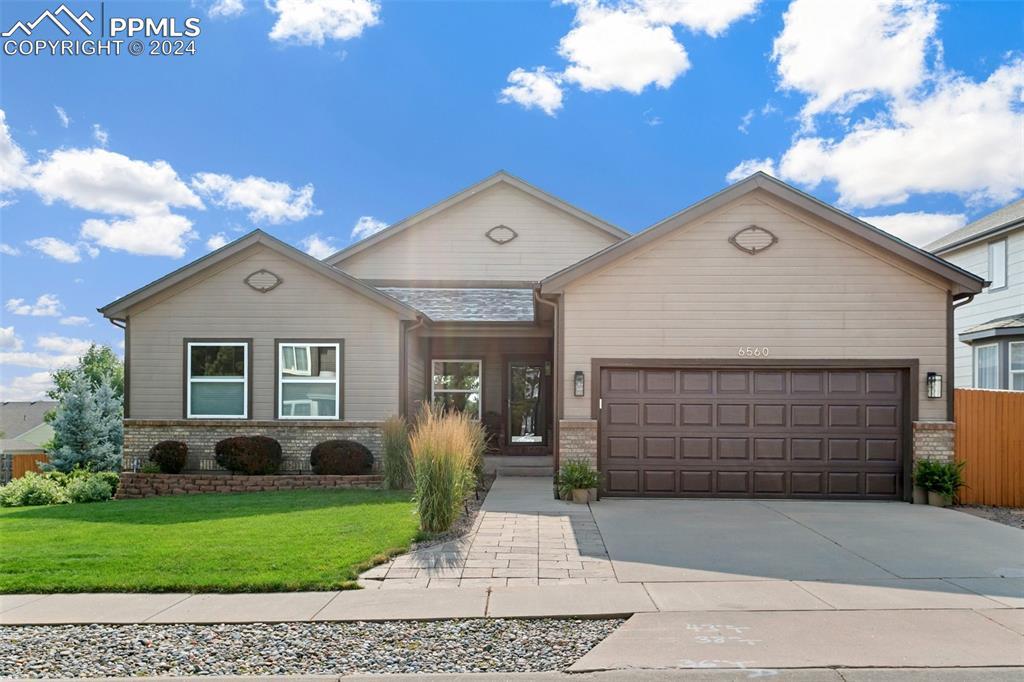 6560 Whistle Bay Dr., Colorado Springs, CO 80923