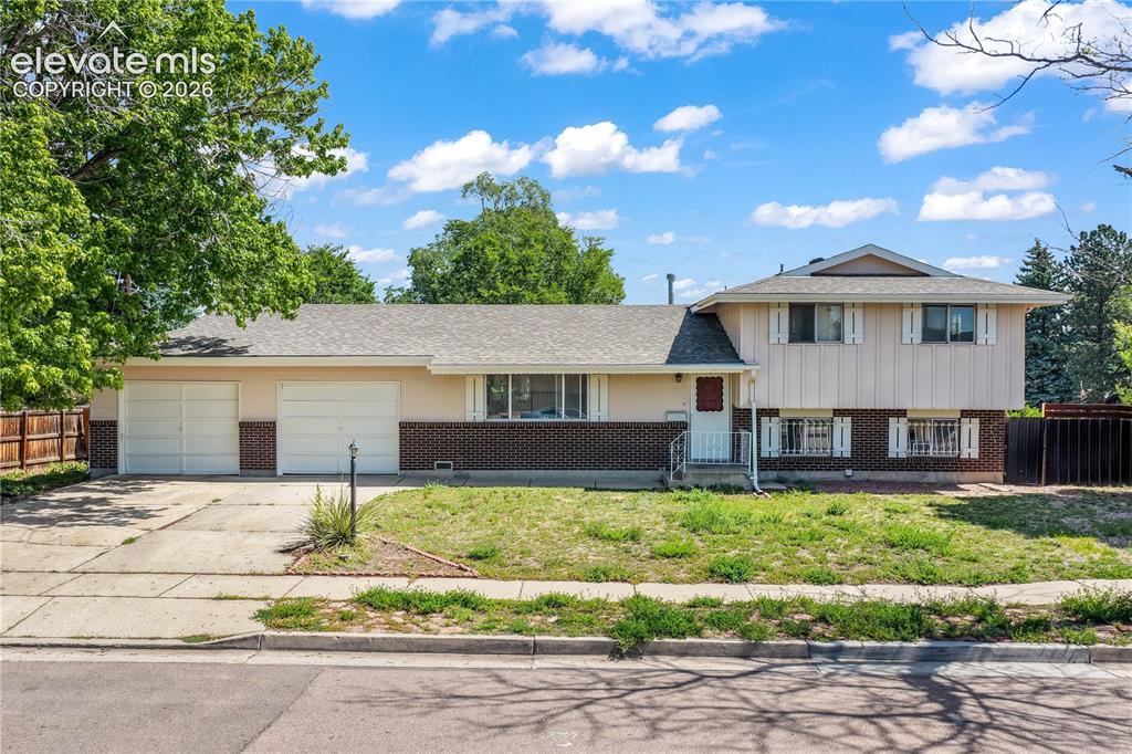 2712 Arlington Dr., Colorado Springs, CO 80910