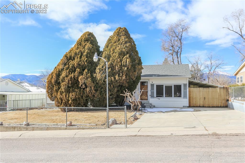248 Sherri Dr., Colorado Springs, CO 80911