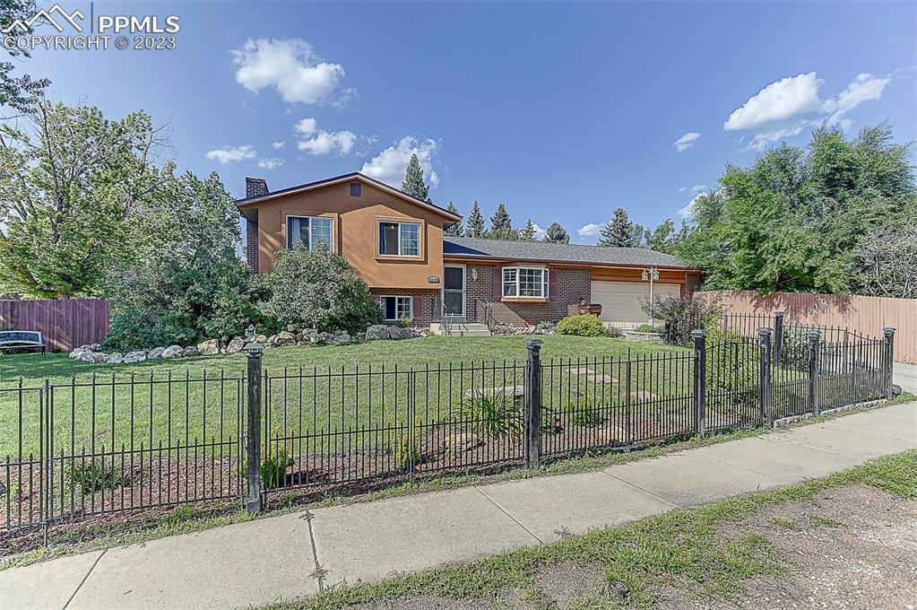 3810 Half Turn Rd., Colorado Springs, CO 80917