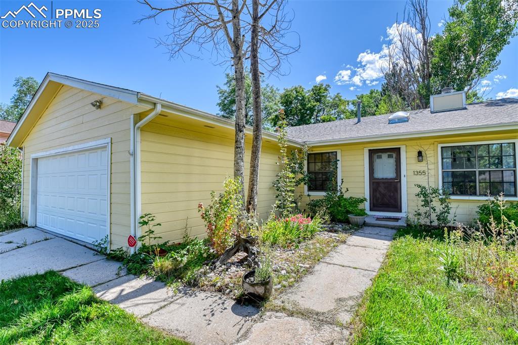 1355 Amsterdam Ct., Colorado Springs, CO 80907