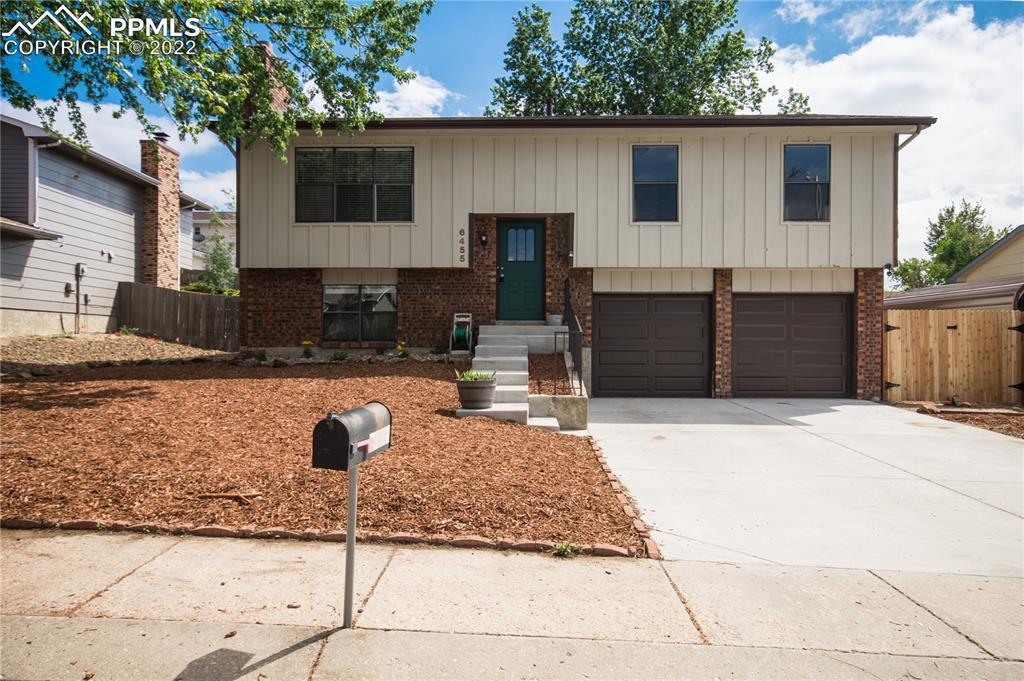 6455 Lange Dr., Colorado Springs, CO 80918