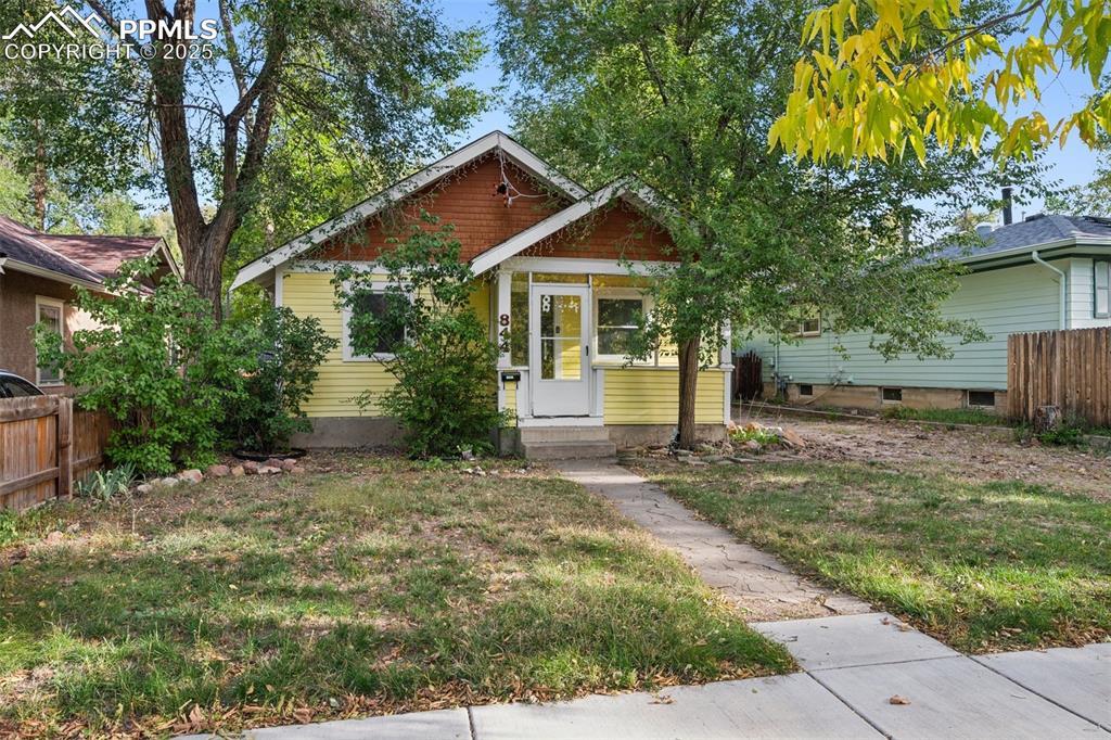 844 E Monument St., Colorado Springs, CO 80903