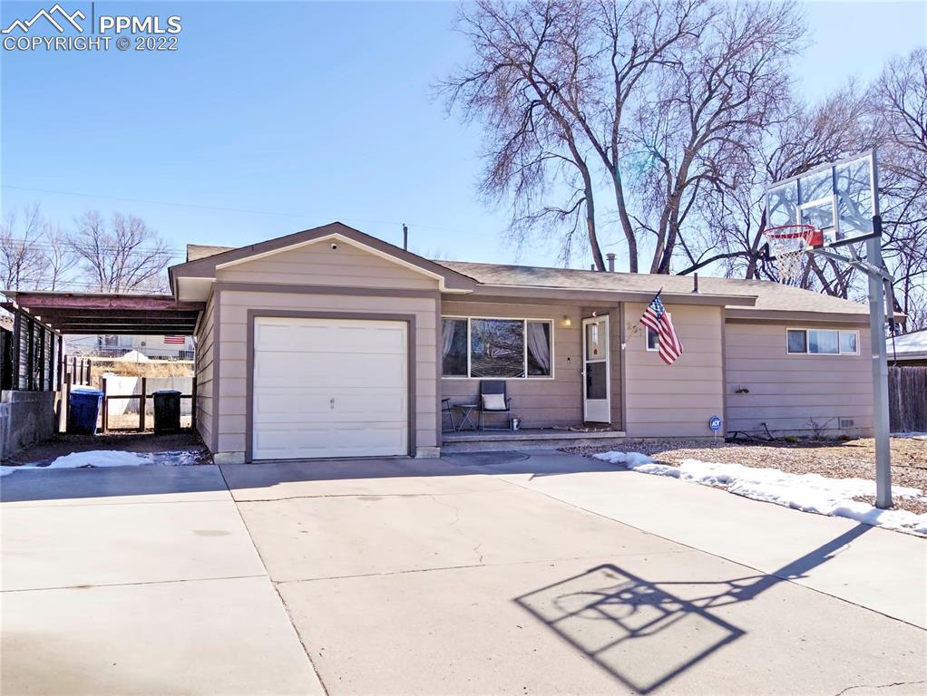 237 Davie Dr., Colorado Springs, CO 80911