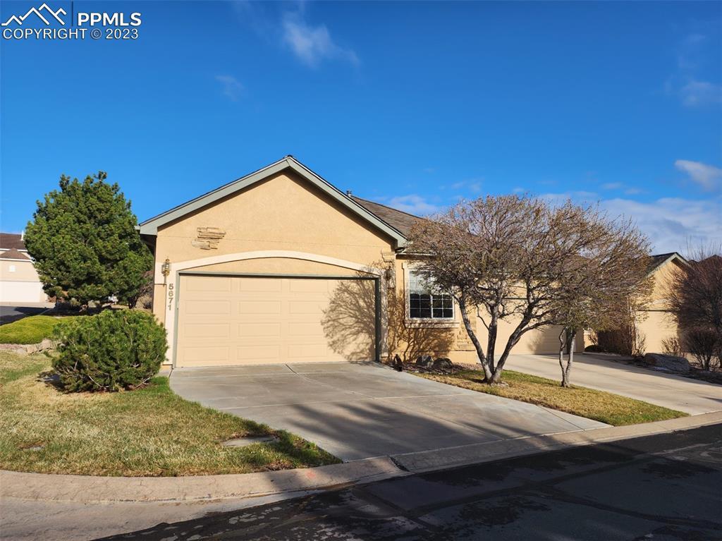 5671 Sonnet Ridge Point, Colorado Springs, CO 80918