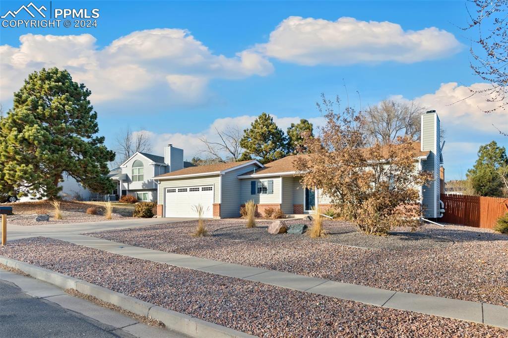 1966 Palm Dr., Colorado Springs, CO 80918