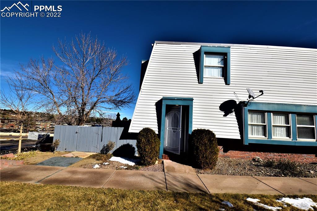 3043 E Fountain Blvd., Colorado Springs, CO 80910
