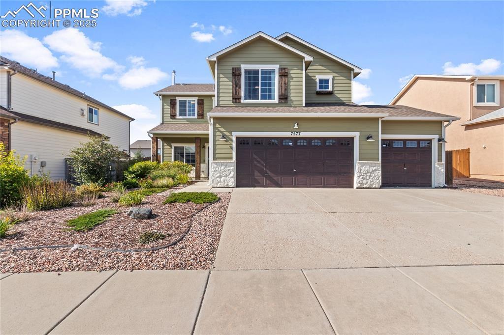 7577 Chasewood Loop, Colorado Springs, CO 80908