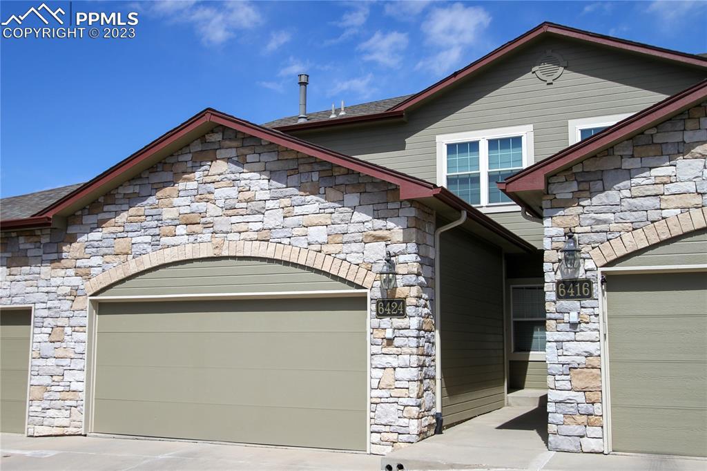 6424 Range Overlook Heights, Colorado Springs, CO 80922