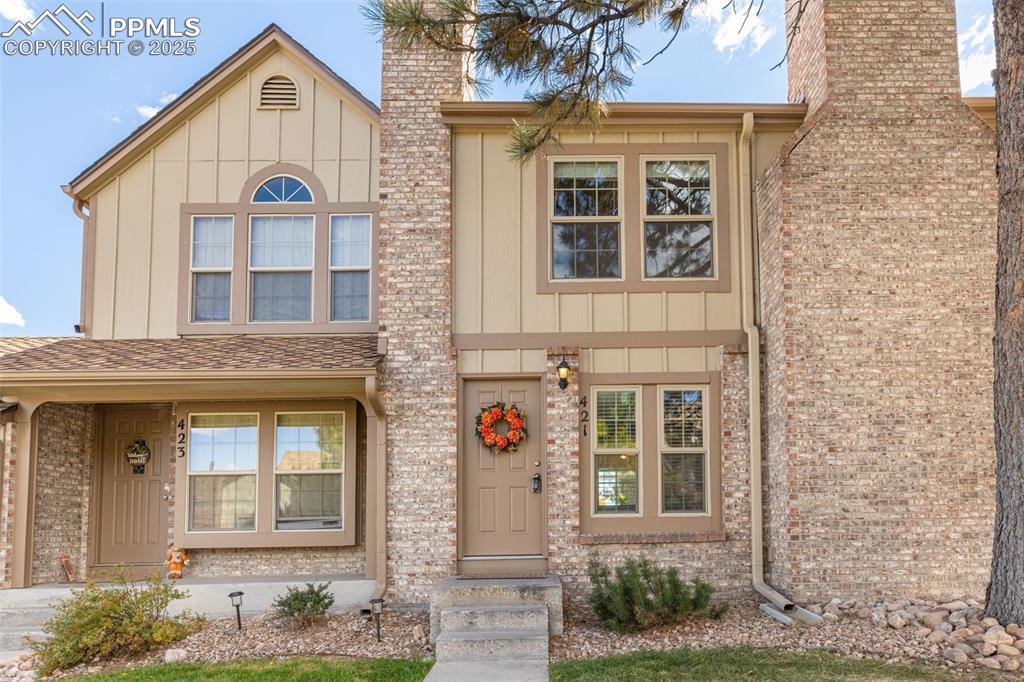 421 Ravenview Ct., Colorado Springs, CO 80919