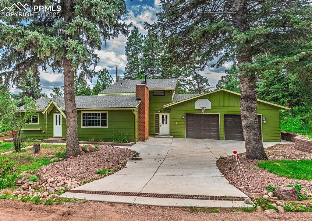 357 Eisenhower Dr., Palmer Lake, CO 80133