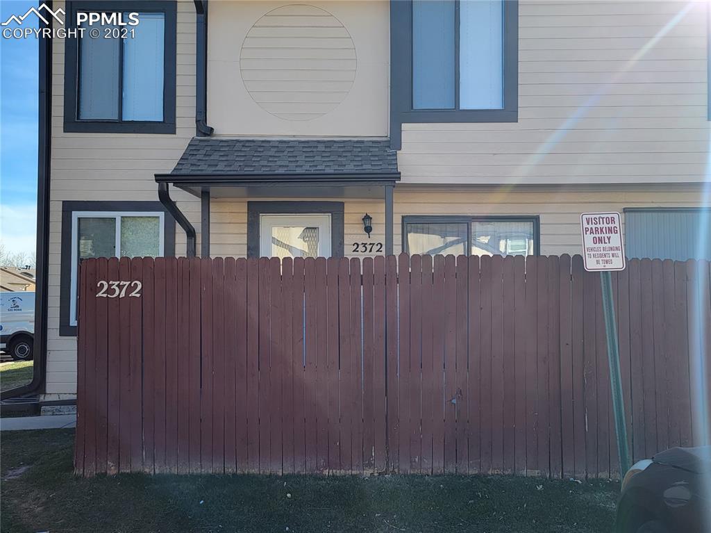 2372 Lexington Village Ln., Colorado Springs, CO 80916