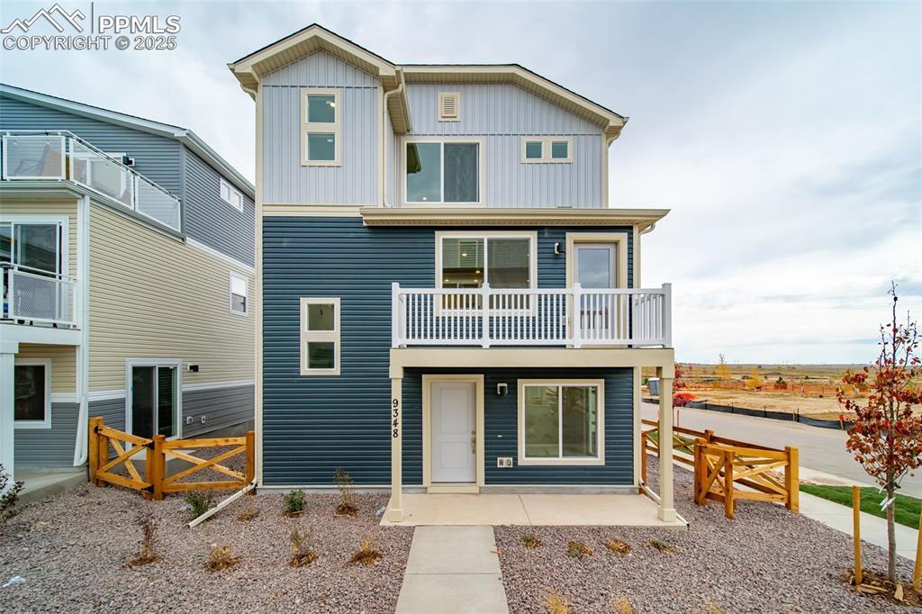 9348 Twin Sisters Dr., Colorado Springs, CO 80927