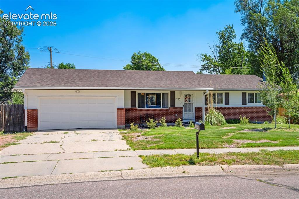 1215 Fosdick Dr., Colorado Springs, CO 80909