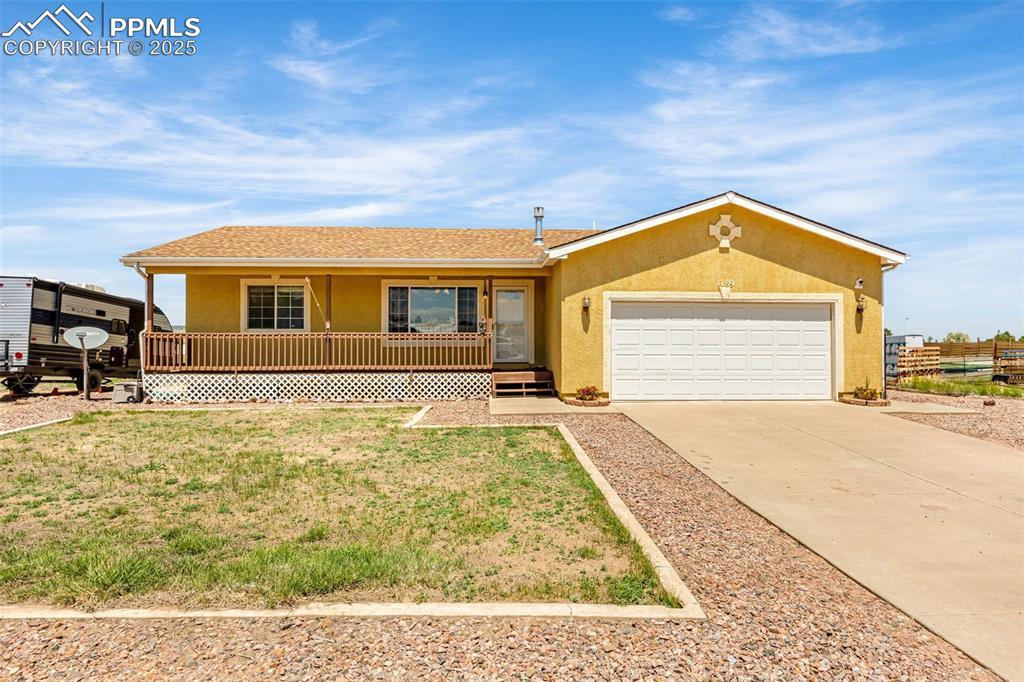 1189 W Meadowmoor Dr., Pueblo, CO 81007
