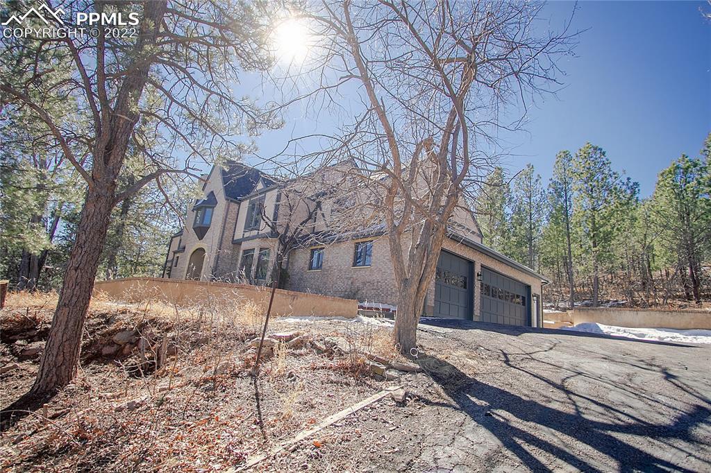950 Genesis Pl., Colorado Springs, CO 80906