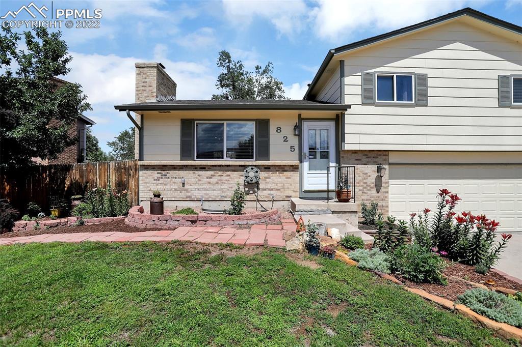 825 Badger Dr., Colorado Springs, CO 80916
