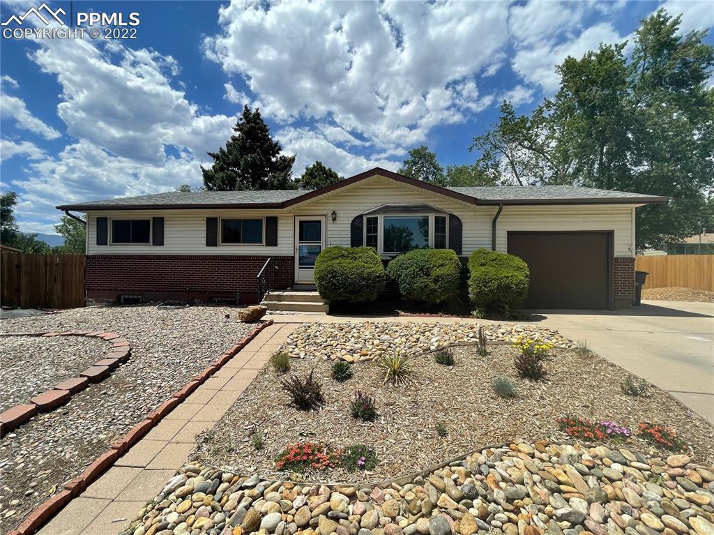 4502 Moffat Ln., Colorado Springs, CO 80915