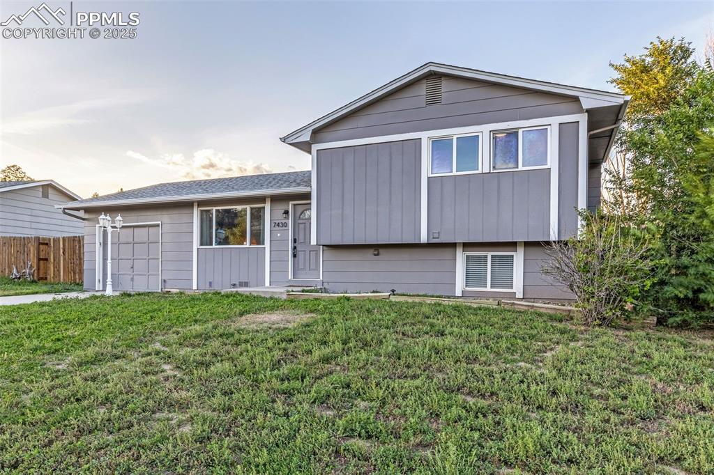 7430 Vineland Tr., Colorado Springs, CO 80911