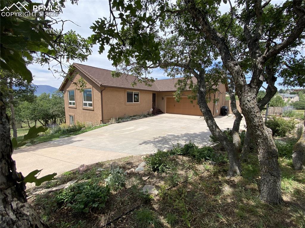 660 Harness Rd., Monument, CO 80132