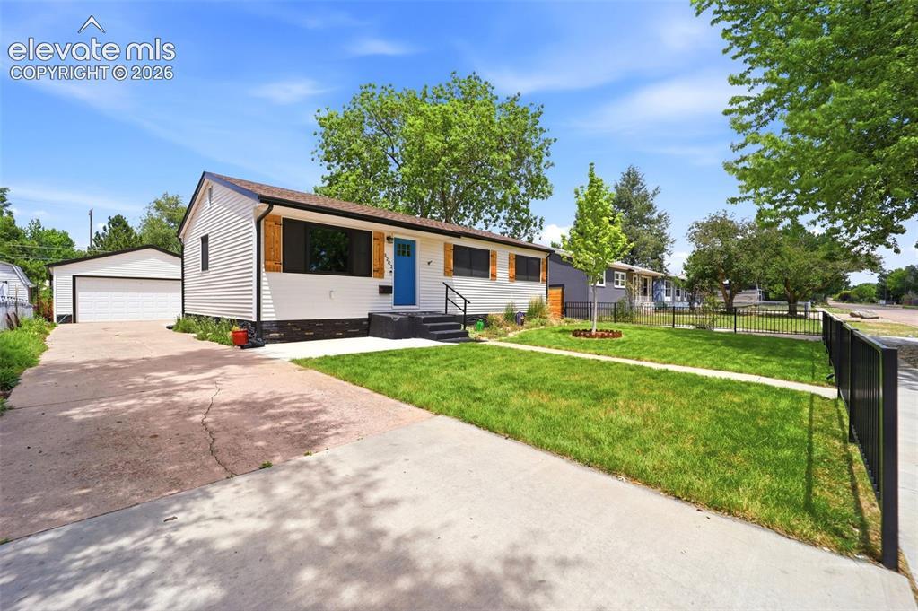 3202 E La Salle St., Colorado Springs, CO 80909